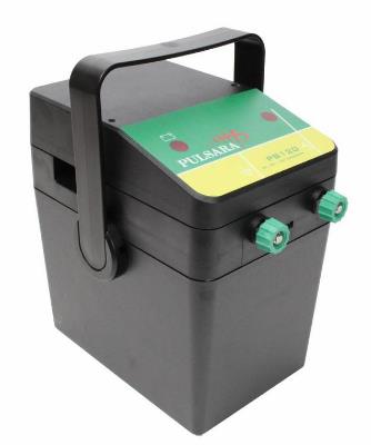 PUL077465 Pulsara PB120 Pulsara batterij apparaat. 
Een 0,15 Joule 9V apparaat, voor maximaal 1 km enkel draads mobiel raster.


 Pulsara batterij apparaat PB120
