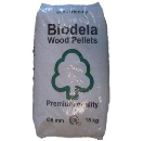 HOUTPELLETS7 Houtpellets Biodela 15 kg - DIN Plus - 6 mm pellet Biodela pellets zijn afkomstig van Litouwen.
Ze hebben een goede prijs/kwaliteit verhouding.
De pellets hebben de Duitse DIN plus keuring.

Ze zijn verpakt in plastiek zakken van 15 kg.
Er liggen 64 zakken op een pallet.
Voor leveringen dient het 'geleverd' artikel besteld te worden.

Asgehalte: < 0,6 %
Diameter: 6 mm
Kaloriewaarde: 4,94 kWh / kg

 Houtpellets Biodela
