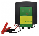 PUL055814 Pulsara PC850 De Pulsara PC850 is een handig schrikdraadapparaat, dat geschikt is om op een 12 volt accu aan te sluiten (accu wordt niet meegeleverd). 
 
Het apparaat is geschikt voor afrasteringen zonder begroeiing tot 5 kilometer.
Bij lichte begroeiing kunt u het apparaat voor een afrastering van maximaal 1,5 kilometer gebruiken.
Met dag- en nachtstand. 
Met ingebouwde bliksembeveiliging. PC850